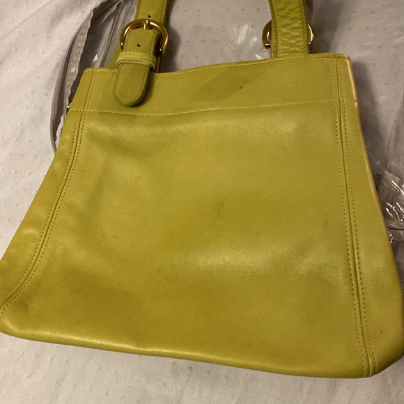 Coach lime/Olive Green Leather Soho Shoulder bucket Bag K6C-4157 - Picture 5 of 10
